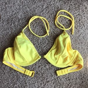 Venus Underwire Bikini Top